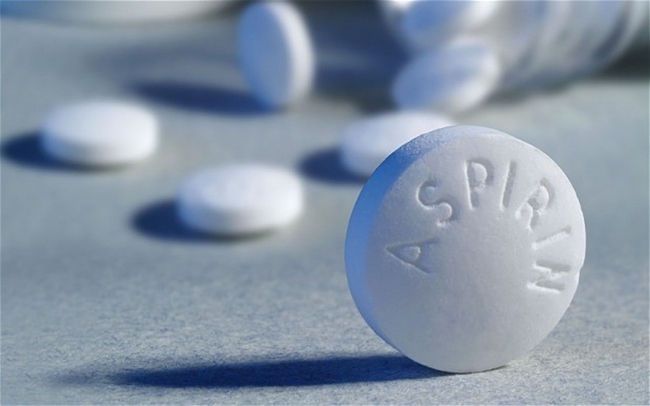 thuốc kháng sinh aspirin trị mụn thâm